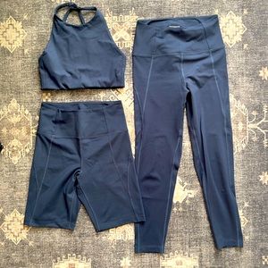 Girlfriend Collective Blue Activewear Legging/Sports Bra Set